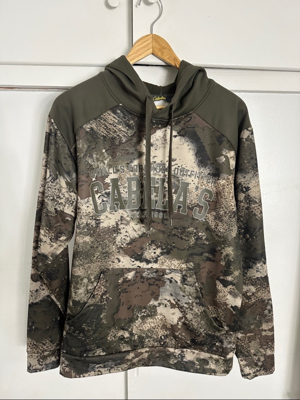 Cabela's Men's Camouflage Pullover Hoodie in Olive and Brown